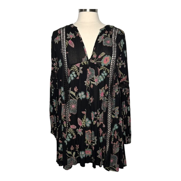 Free People Just The Two Of Us Floral Boho Tunic Top Black Small - Picture 2 of 10